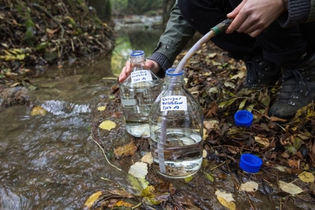 découvrez les risques pour la santé liés à l'eau croupie et comment les éviter pour préserver votre bien-être.